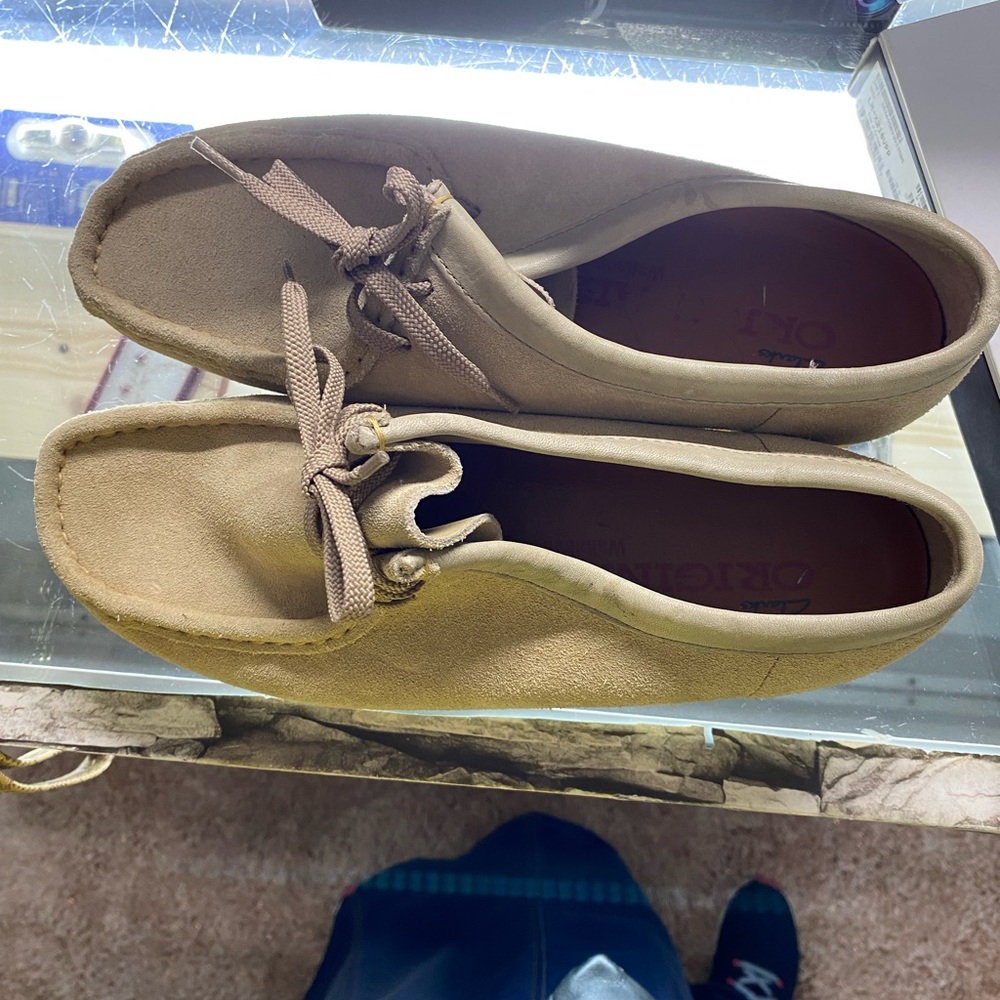 Wallabies shoes tan leather women size 9.5